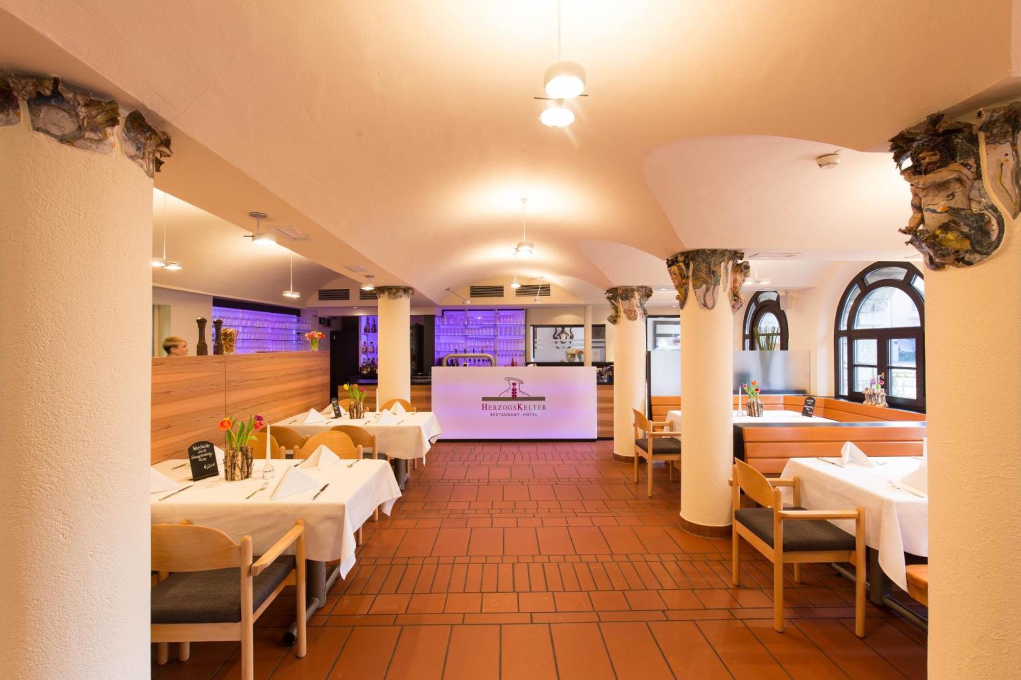 Herzogskelter Restaurant Hotel Güglingen Eksteriør billede